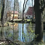 Zum Baumhaus * Burg (Spreewald)