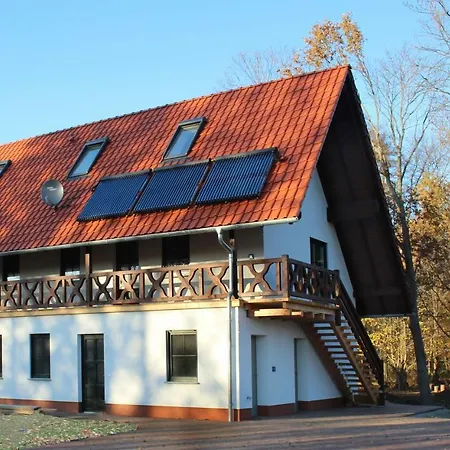 Zum Baumhaus * Burg (Spreewald)