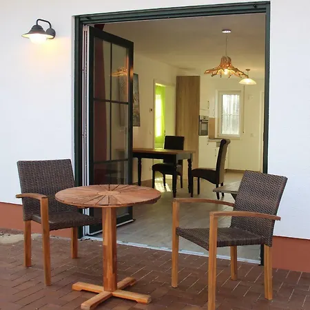 Διαμέρισμα Zum Baumhaus