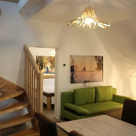 Zum Baumhaus Apartment