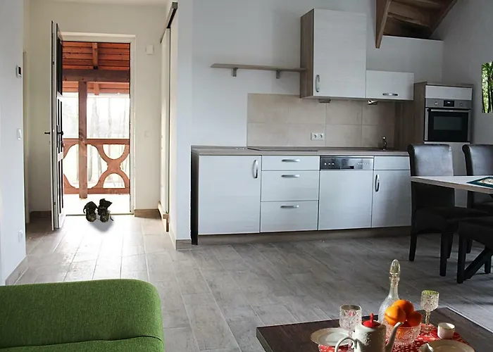 Zum Baumhaus Appartement *